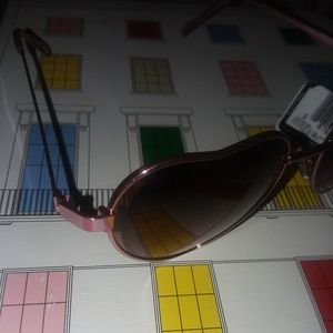 Relativity Pink Heart Shaped Sunglasses 100% uv pr